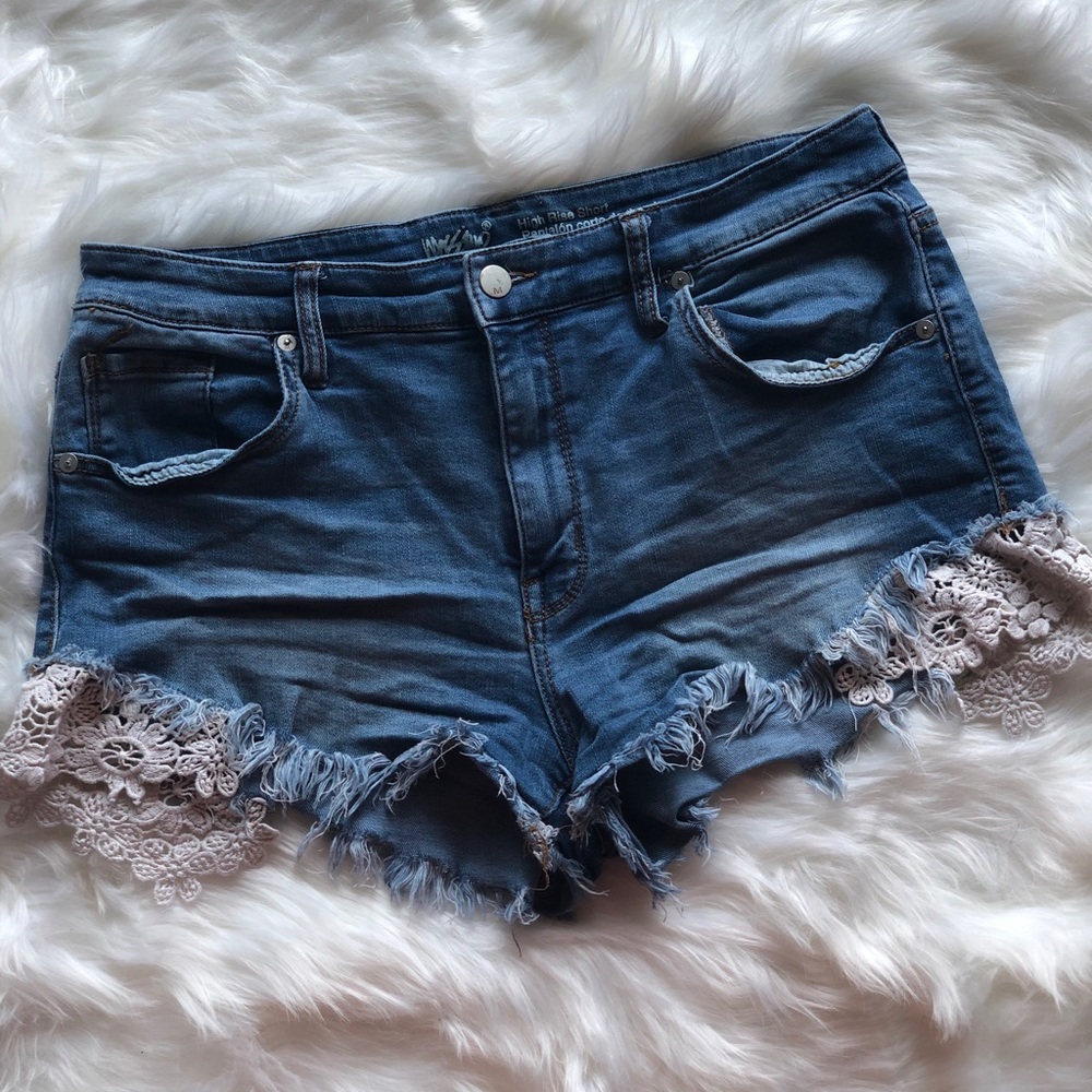 High Waisted Shorts with Lace Detail!
